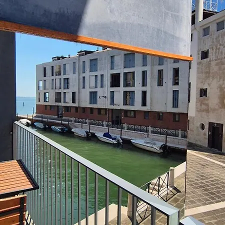 Ca' Zueca Apartman *
